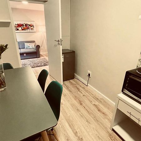 Cozy Apartments In Belgrade, Cukarica, Zeleznik, Free Parking And Wifi Phòng bức ảnh