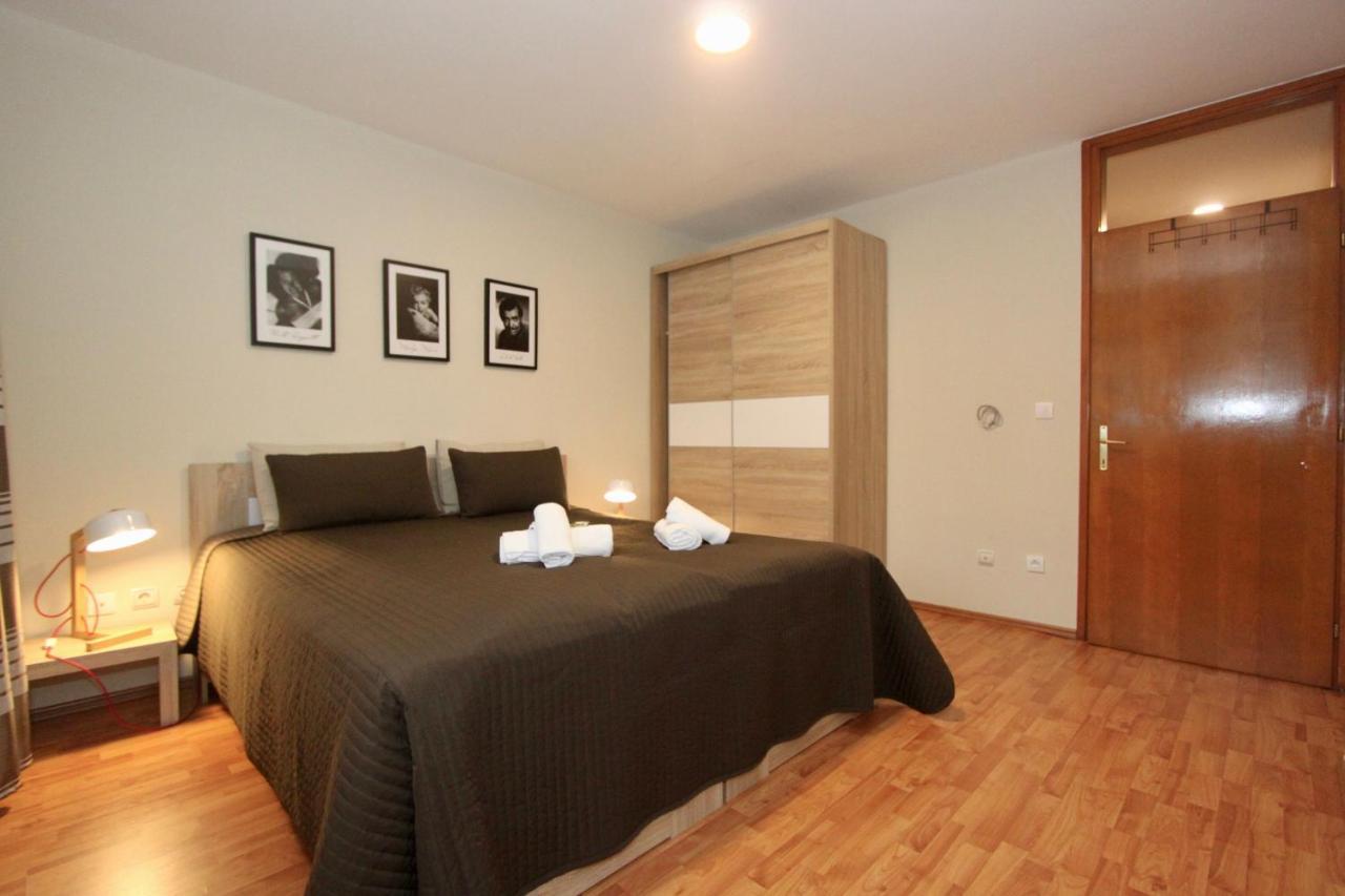 Cozy Apartments In Belgrade, Cukarica, Zeleznik, Free Parking And Wifi Ngoại thất bức ảnh
